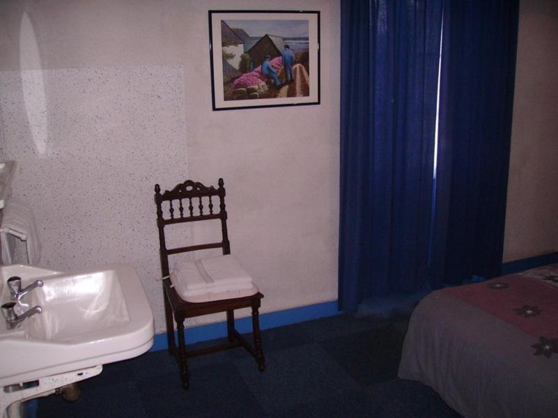 Hotel Du Menhir Locmariaquer Habitación foto